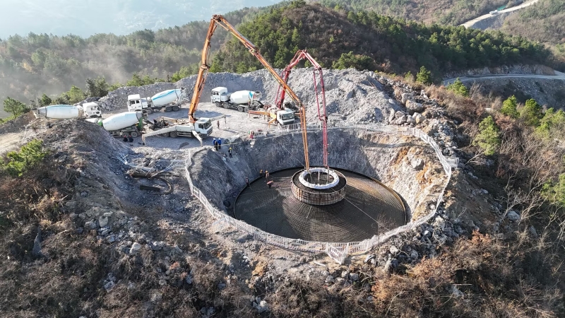 1.8项目建设.jpg 1.8项目建设.jpg